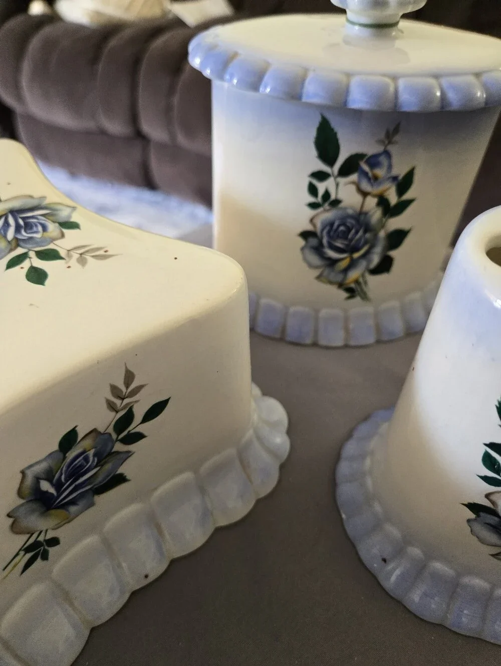 Vintage 1983 Gator Mold Co Ceramic Bathroom Set Blue Cottage Rose 5pc